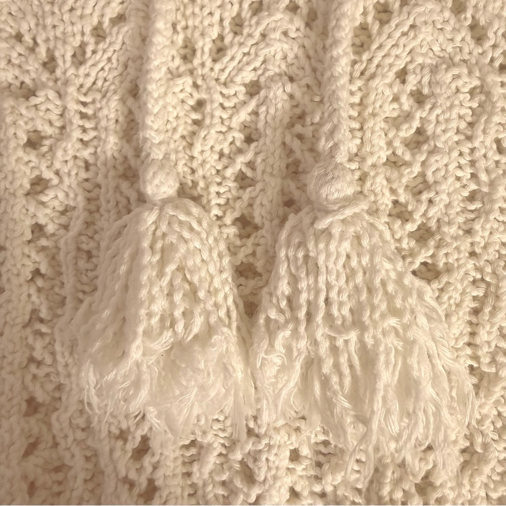 American Eagle Cream Open Knit Collared Sweater — Size XL - Picture 5 of 10